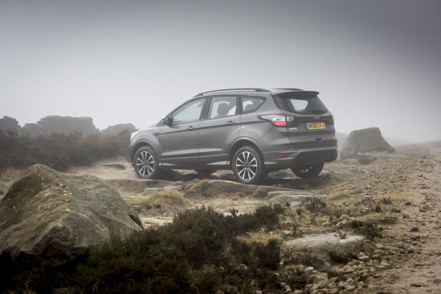  Ford Kuga ST-Line 2017 года  (UK) (фото 37 из 63)
